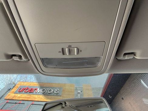 Used 2012 Volkswagen Jetta S image 32