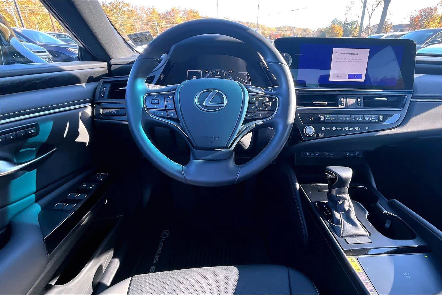 Used 2024 Lexus ES 350 w/ Premium Package FWD image 8
