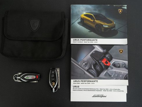 Used 2024 Lamborghini Urus Performante image 21
