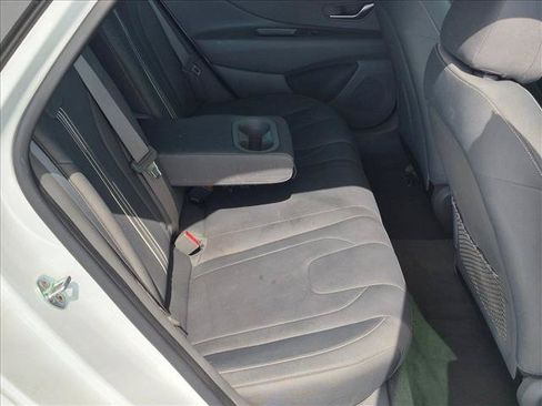 Used 2021 Hyundai Elantra SEL w/ Convenience + Premium Package FWD image 17