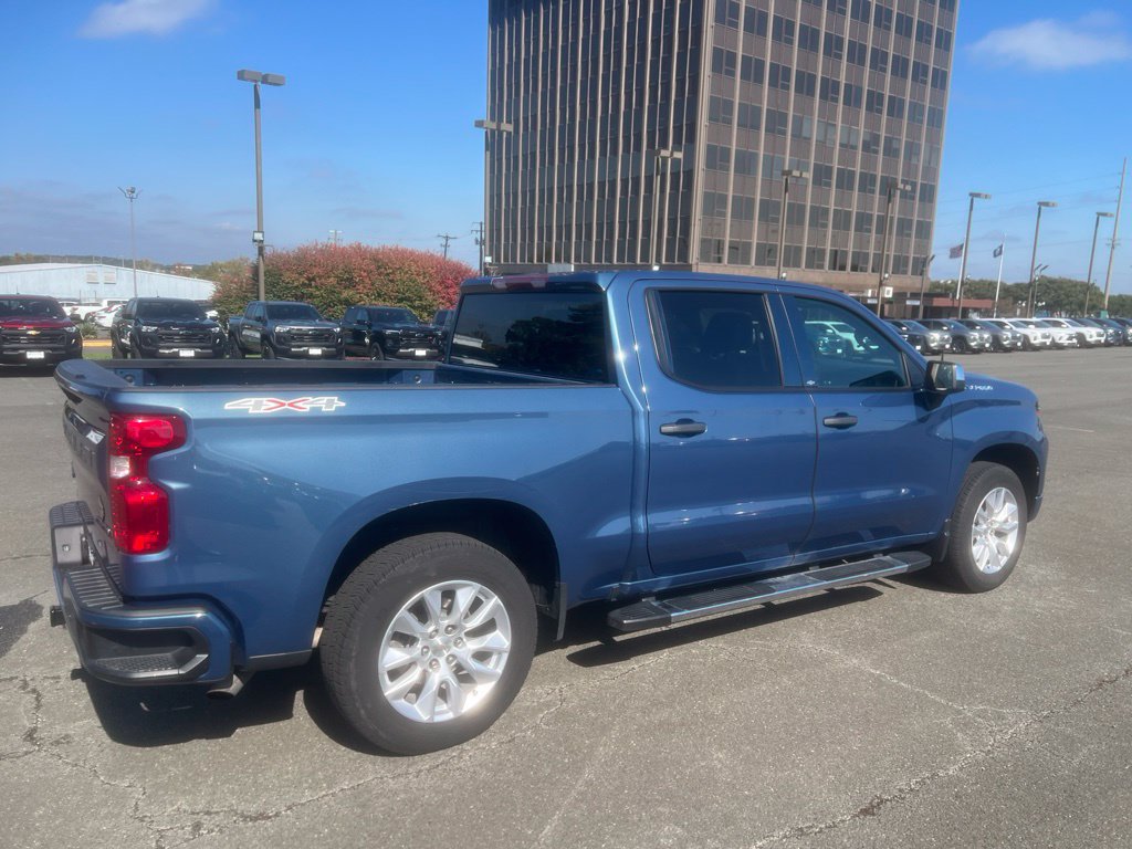 Used 2024 Chevrolet Silverado 1500 Custom AWD/4WD image 3