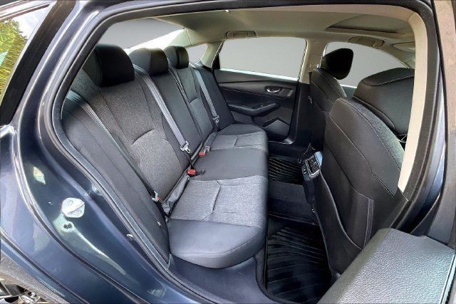 Certified 2025 Honda Accord SE image 27
