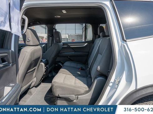 Used 2025 GMC Acadia Elevation image 20