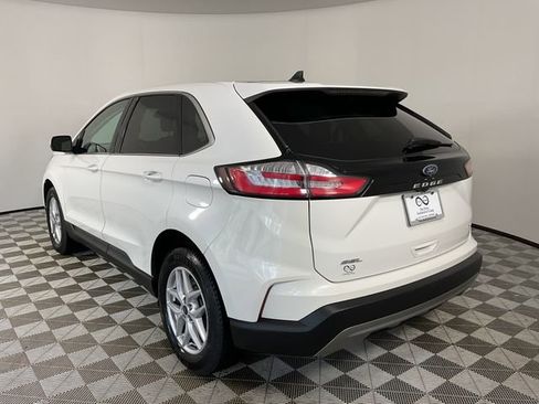 Used 2022 Ford Edge SEL w/ Convenience Package image 7