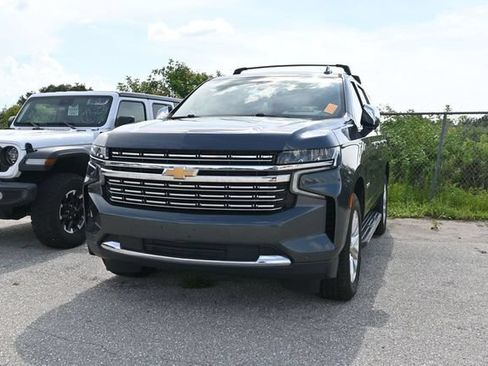 Used 2021 Chevrolet Tahoe Premier w/ Premium Package RWD image 4
