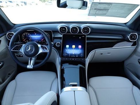 New 2026 Mercedes-Benz GLC 300 image 15