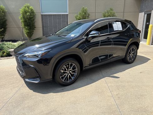 Used 2024 Lexus NX 250 FWD image 5