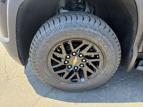 Used 2024 Chevrolet Silverado EV W/T AWD/4WD image 35