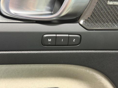 New 2026 Volvo XC40 B5 Ultra w/ Climate Package image 10