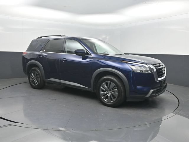 Used 2024 Nissan Pathfinder SV FWD image 33