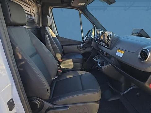 New 2026 Mercedes-Benz Sprinter 2500 image 7