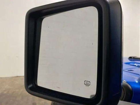 Used 2024 Jeep Wrangler Unlimited image 12