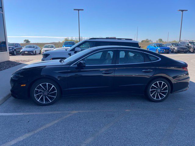 Certified 2023 Hyundai Sonata Limited FWD image 4