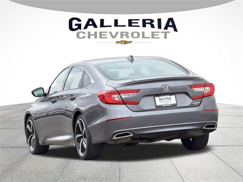 Used 2018 Honda Accord Sport image 5