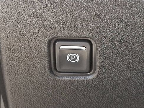 Used 2020 Chevrolet Blazer RS w/ LPO, Floor Liner Package AWD/4WD image 24