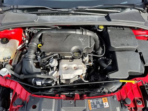 Used 2016 Ford Focus SE image 24