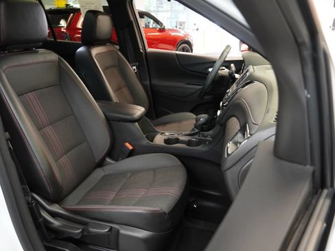 Used 2024 Chevrolet Equinox RS AWD/4WD image 38
