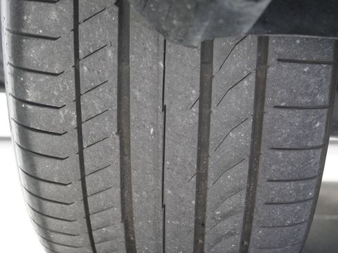 Used 2011 Mercedes-Benz S 550 image 31