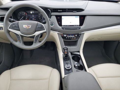 Used 2024 Cadillac XT5 Premium Luxury image 25