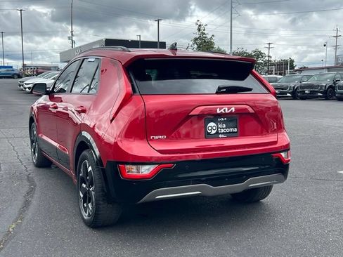 Used 2023 Kia Niro Wind FWD image 9