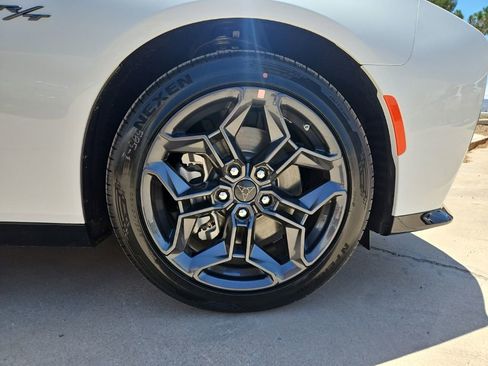 New 2026 Dodge Charger R/T AWD/4WD image 10