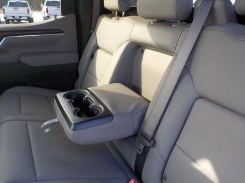 New 2026 GMC Sierra 1500 SLT w/ SLT Premium Plus Package image 26