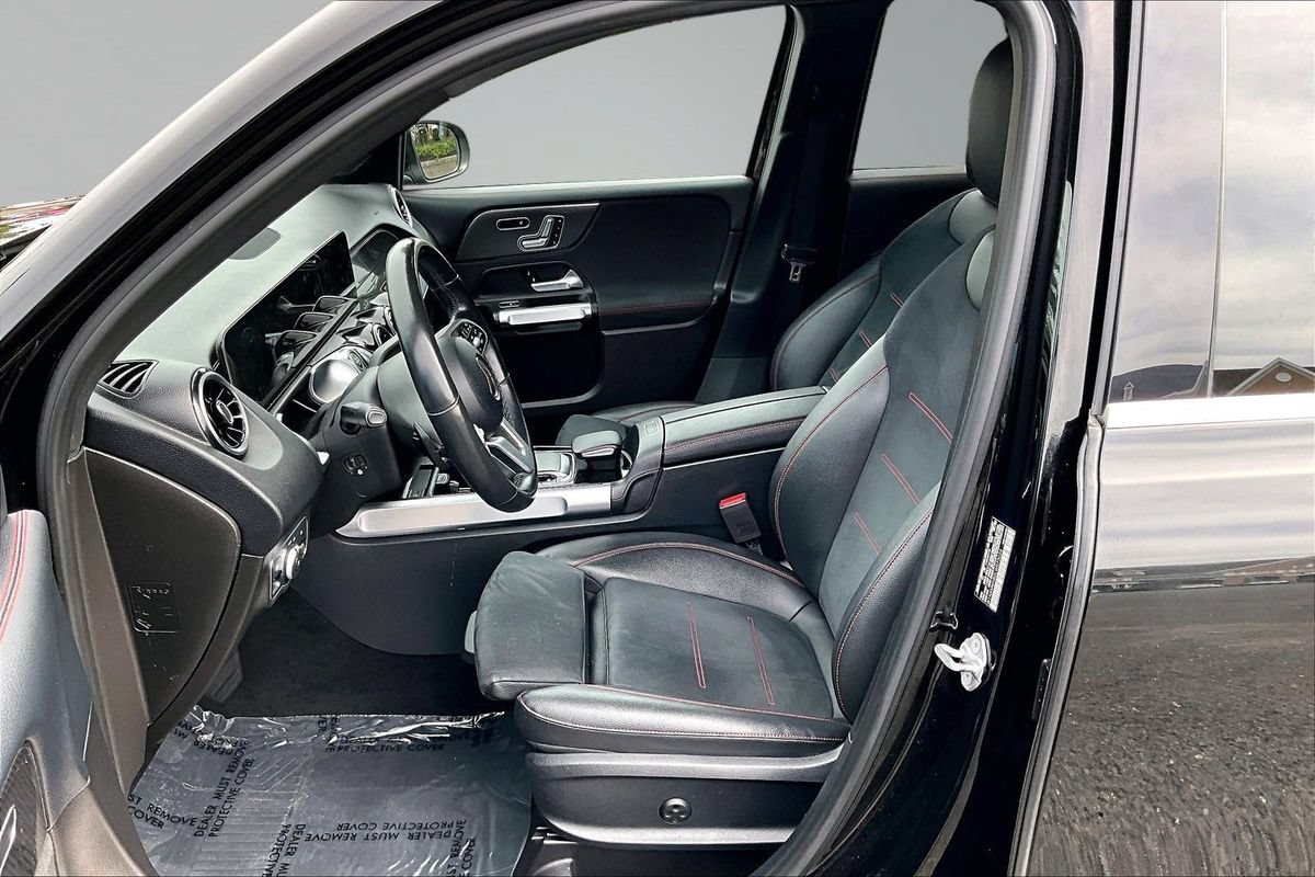 Used 2020 Mercedes-Benz GLB 250 4MATIC image 10