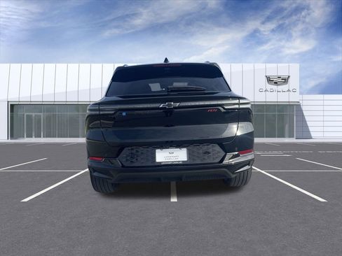 Used 2025 Chevrolet Equinox EV RS w/ Convenience Package II image 7
