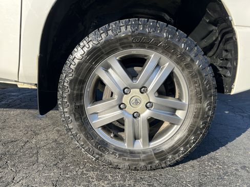 Used 2011 Toyota Tundra Limited image 13