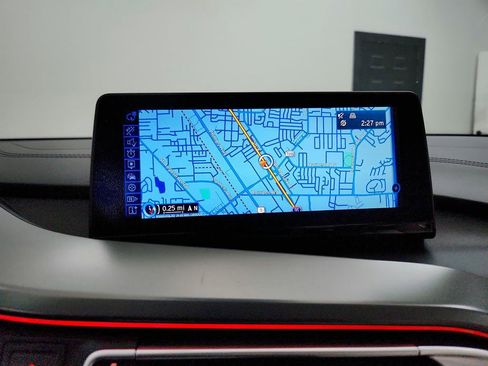 Used 2016 BMW i8 image 18