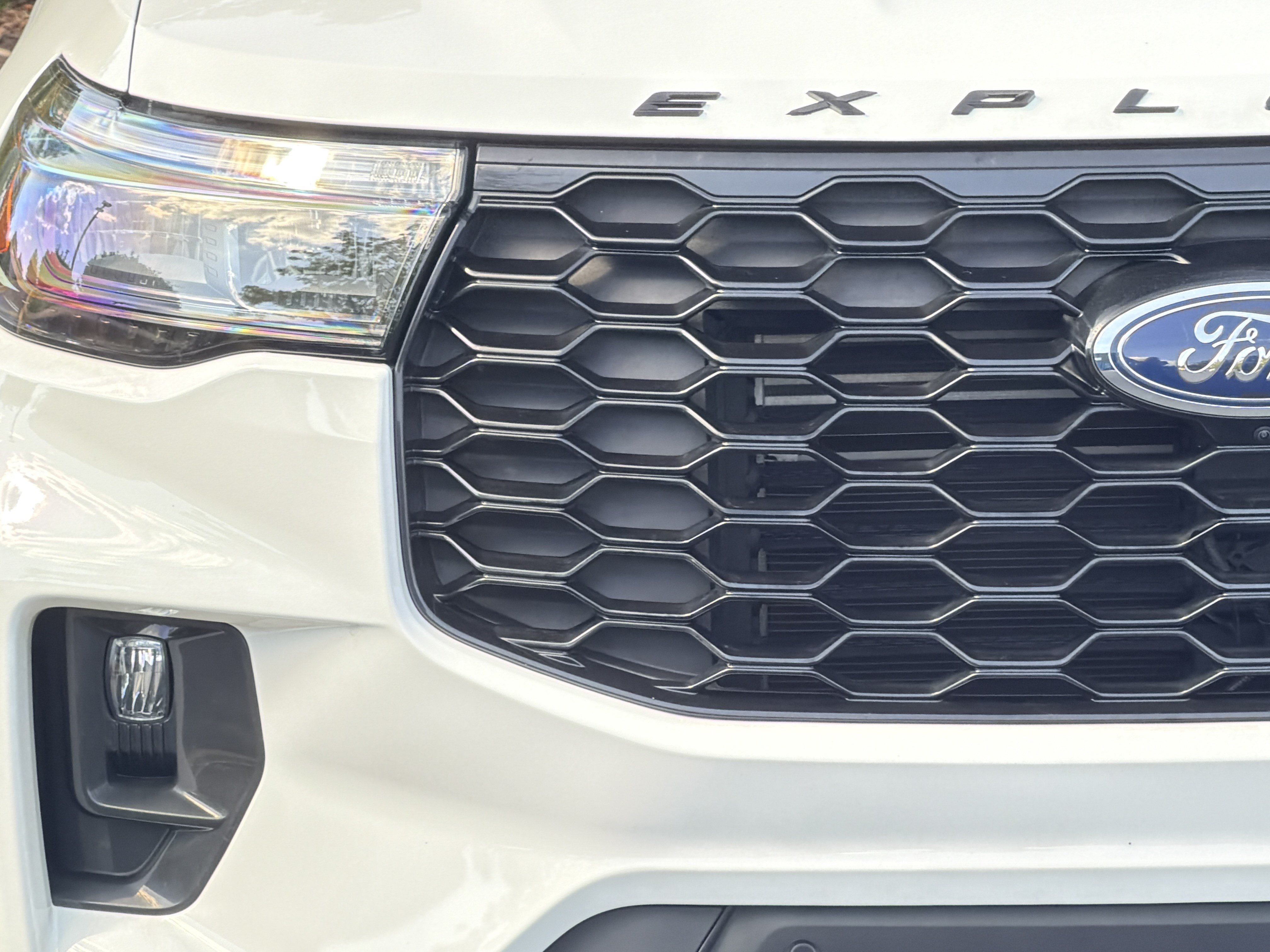 Used 2025 Ford Explorer ST w/ Sun And Sound Package AWD/4WD image 19