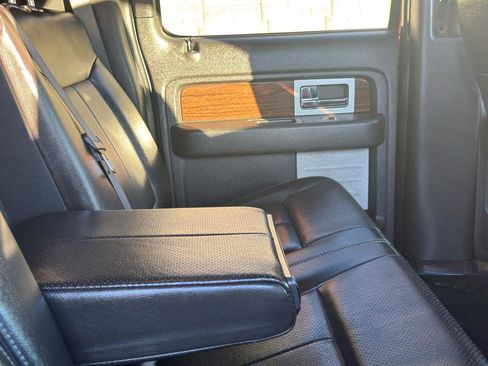 Used 2013 Ford F150 Lariat w/ Lariat Chrome Pkg image 35