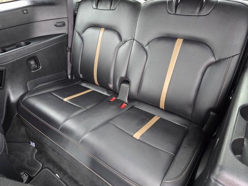 Used 2024 MAZDA CX-90 3.3 Turbo S w/ Premium Package image 36