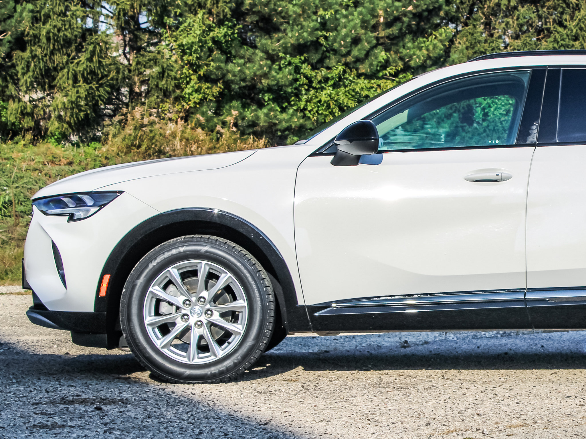 Used 2021 Buick Envision Essence w/ Sport Touring Package AWD/4WD image 36