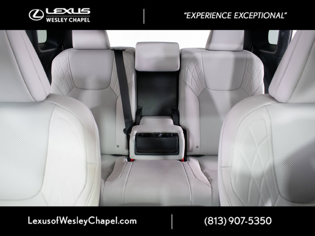 Used 2023 Lexus RX 350h w/ Accessory Package (Z1) AWD/4WD image 17
