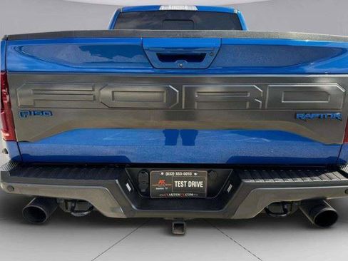 Used 2017 Ford F150 Raptor w/ Equipment Group 802A Luxury AWD/4WD image 16