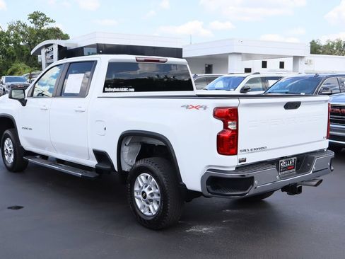 Used 2022 Chevrolet Silverado 2500 LT AWD/4WD image 7