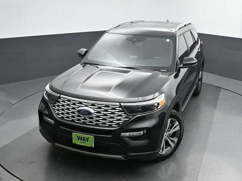 Used 2020 Ford Explorer Platinum AWD/4WD image 41