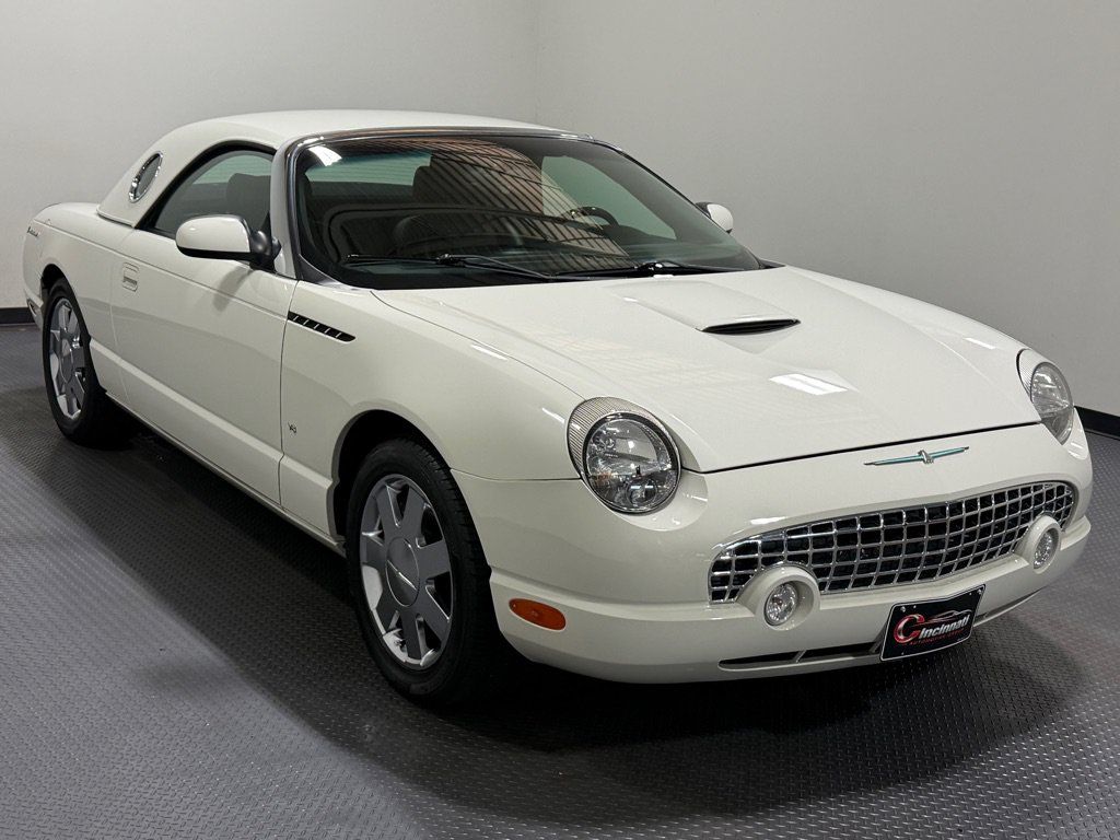 Used 2003 Ford Thunderbird RWD image 4