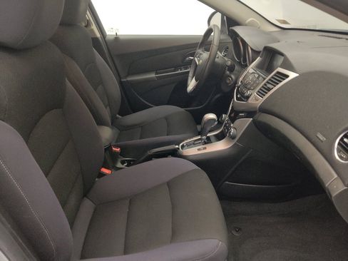 Used 2014 Chevrolet Cruze LT FWD image 21