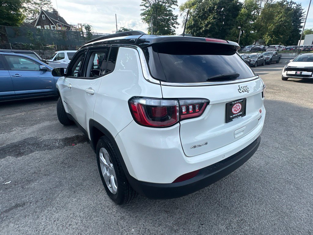 Used 2019 Jeep Compass Latitude w/ Cold Weather Group AWD/4WD image 4