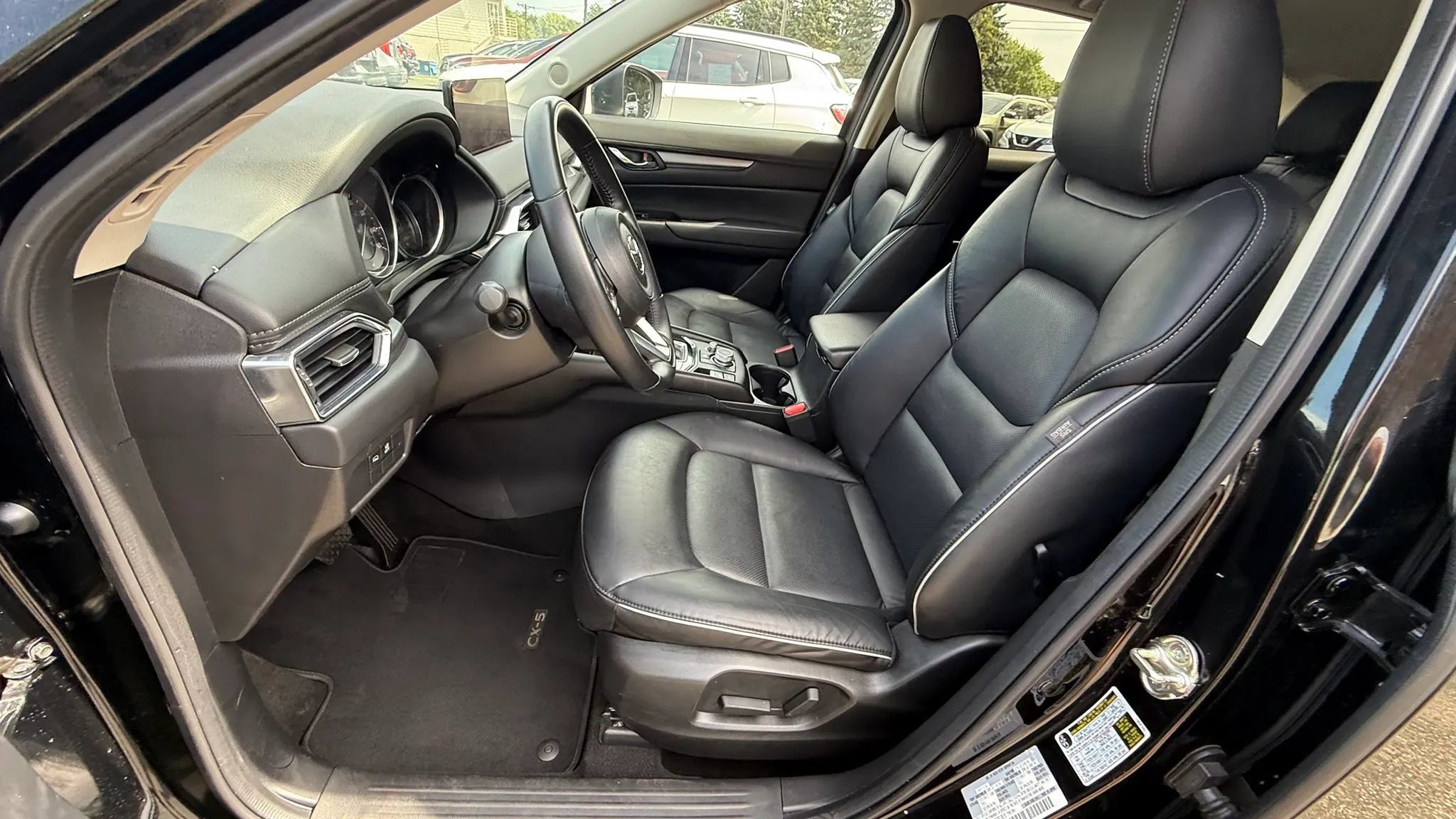 Used 2025 MAZDA CX-5 AWD 2.5 S w/ Select Package image 16