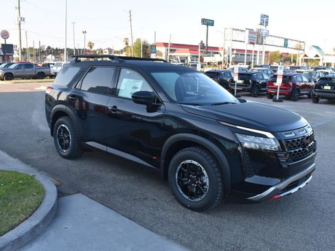 New 2026 Nissan Pathfinder Rock Creek image 16
