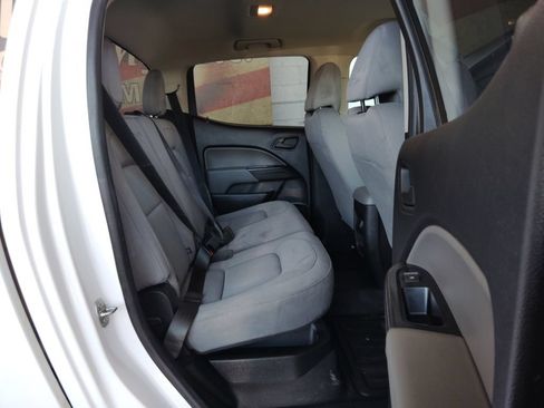Used 2018 Chevrolet Colorado W/T w/ WT Convenience Package AWD/4WD image 15