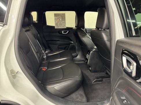 Used 2024 Jeep Compass Trailhawk AWD/4WD image 26