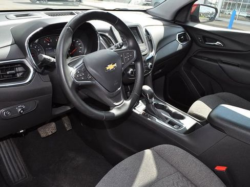 Used 2023 Chevrolet Equinox LT image 9