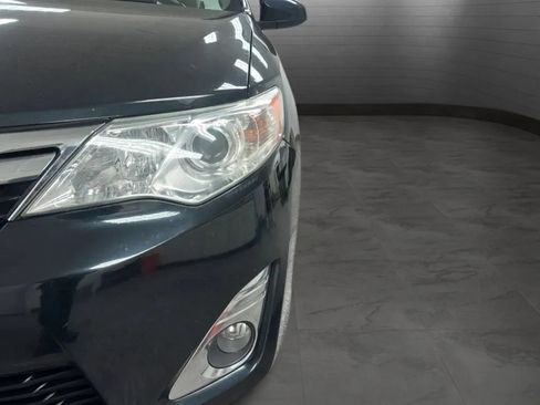 Used 2012 Toyota Camry XLE w/ Convenience Pkg FWD image 28