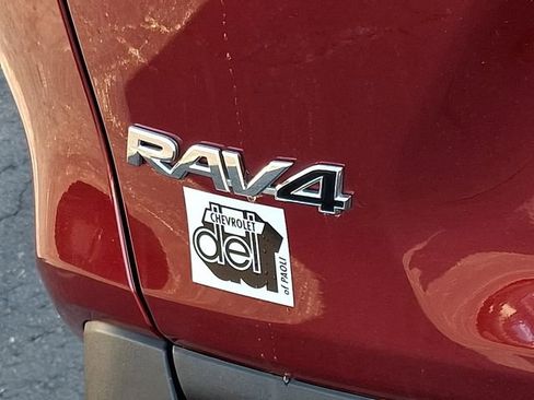 Used 2025 Toyota RAV4 XLE image 29