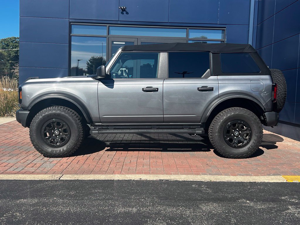 Used 2022 Ford Bronco Wildtrak AWD/4WD image 2