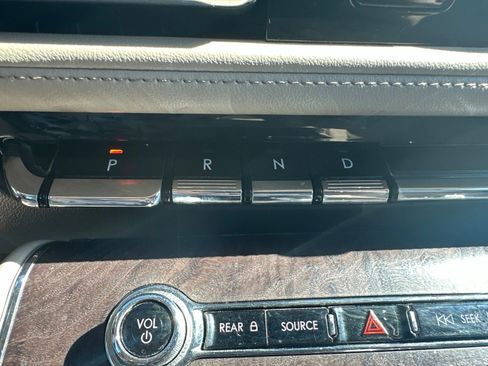 Used 2020 Lincoln Aviator Reserve w/ Equipment Group 202A AWD/4WD image 16